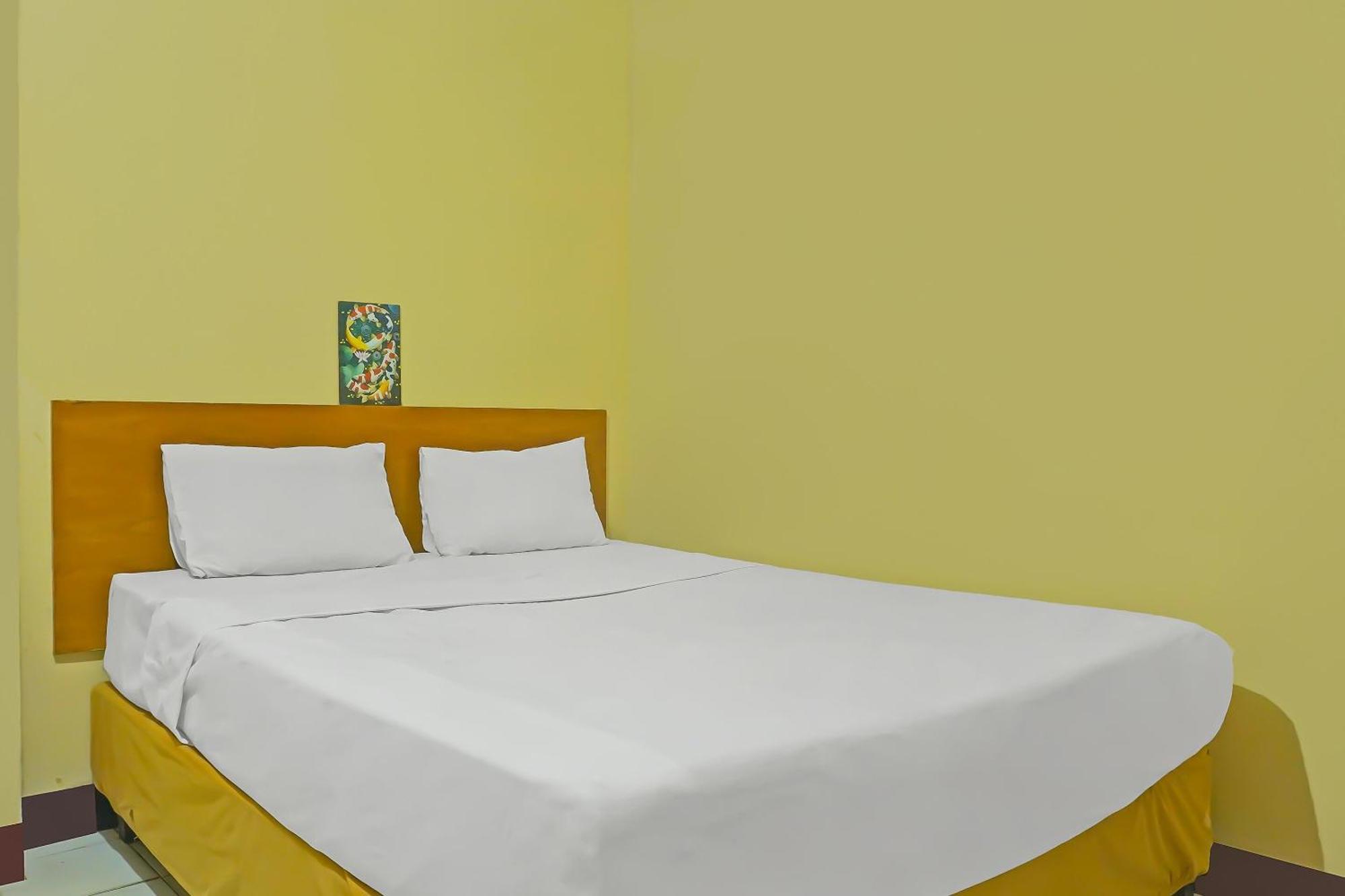 Готель Spot On 92466 Adam Kost Syariahnearwisata Jembatan Barito Банджармасін Екстер'єр фото