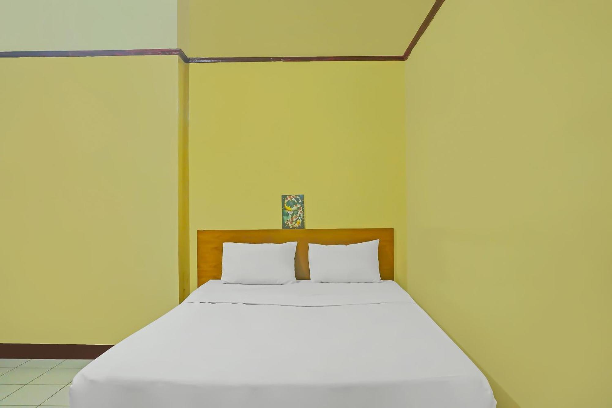 Готель Spot On 92466 Adam Kost Syariahnearwisata Jembatan Barito Банджармасін Екстер'єр фото