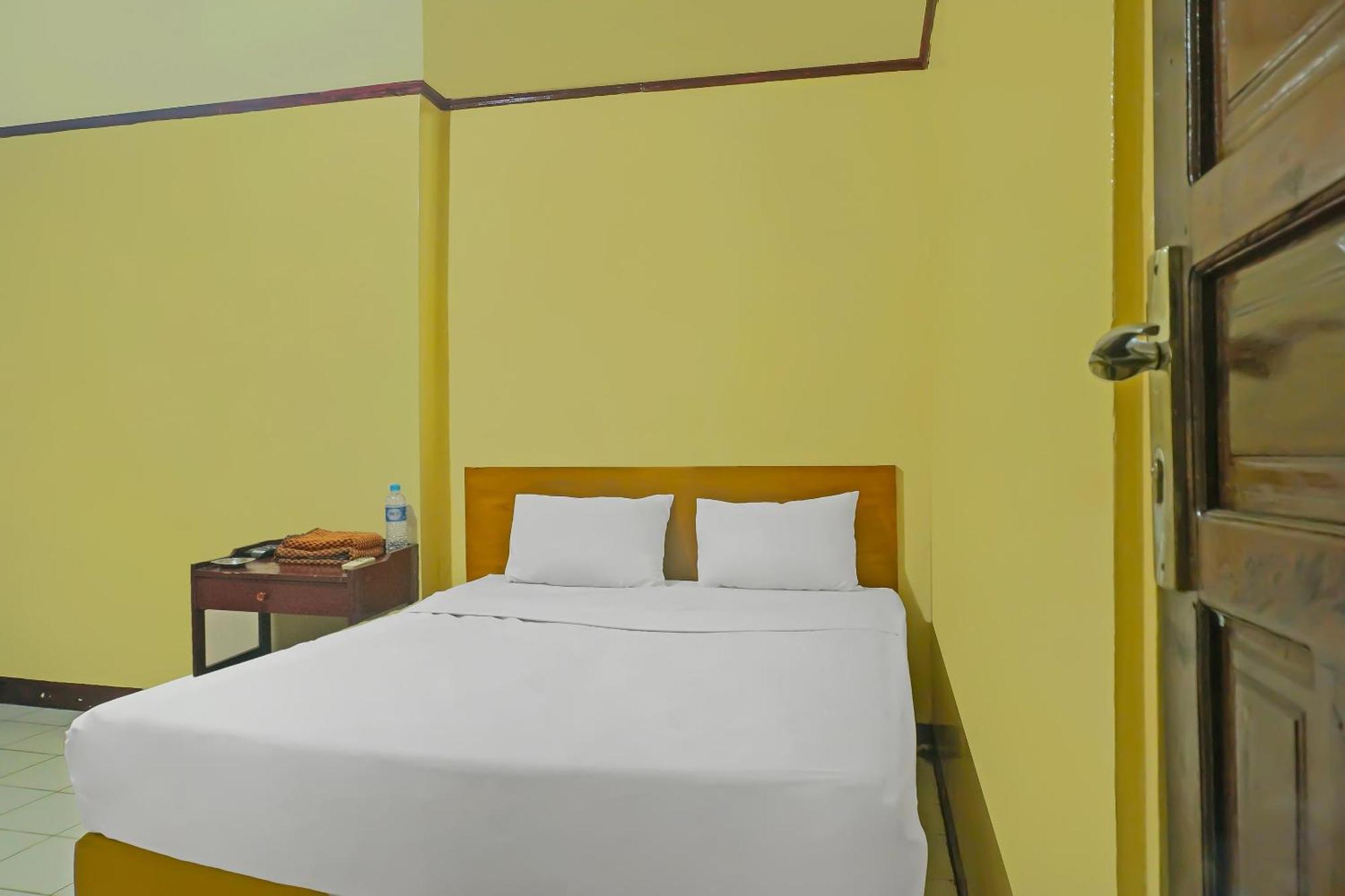 Готель Spot On 92466 Adam Kost Syariahnearwisata Jembatan Barito Банджармасін Екстер'єр фото