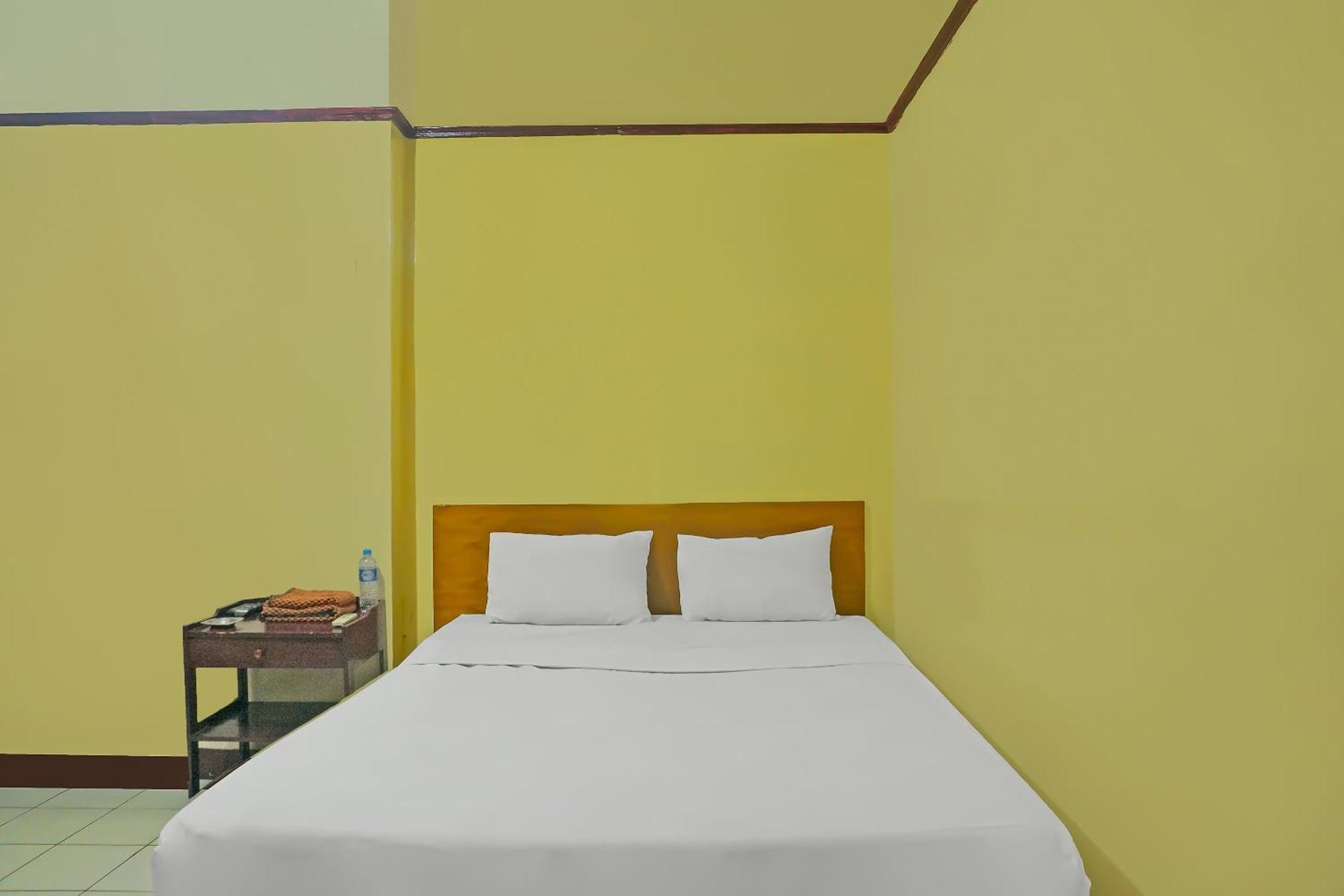 Готель Spot On 92466 Adam Kost Syariahnearwisata Jembatan Barito Банджармасін Екстер'єр фото