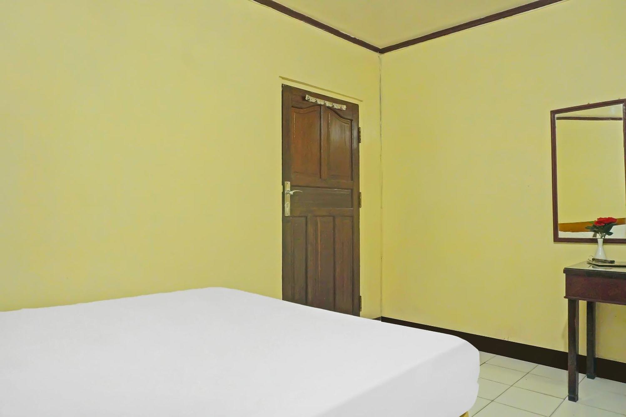Готель Spot On 92466 Adam Kost Syariahnearwisata Jembatan Barito Банджармасін Екстер'єр фото